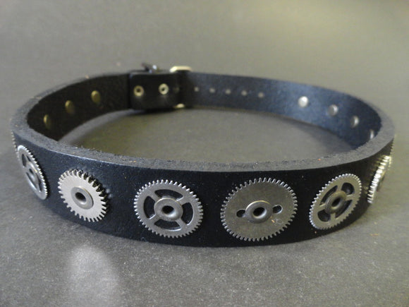 Steampunk Black Leather Choker with Mixed Nickel Gears